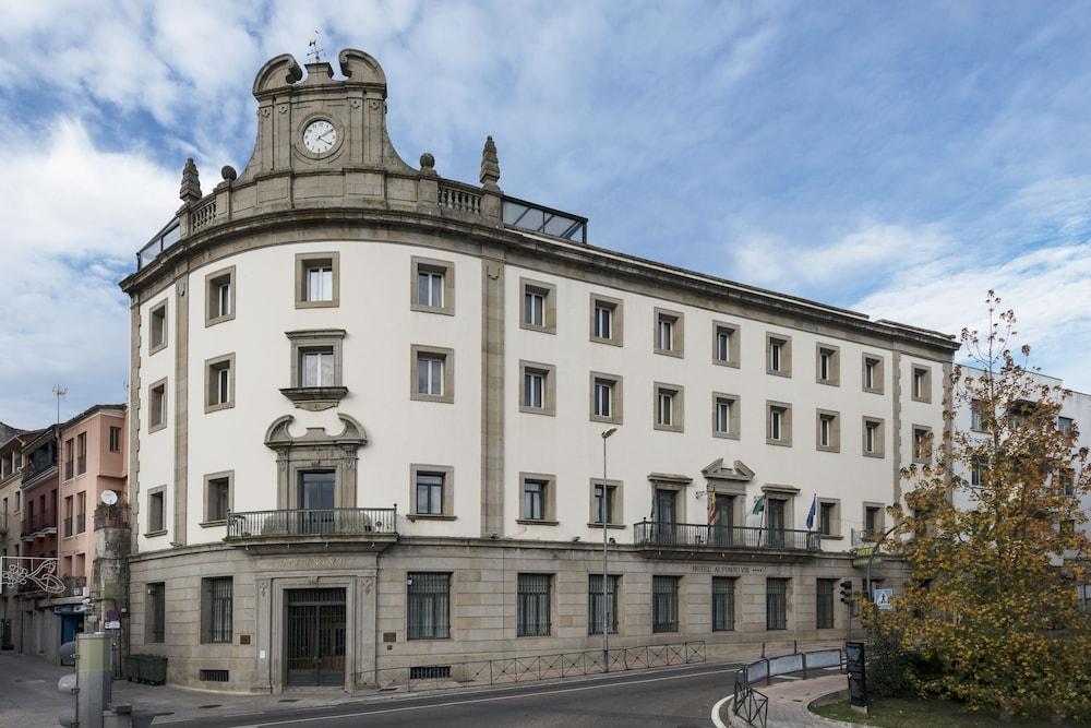 Exe Alfonso VIII Hotel Plasencia Exterior photo